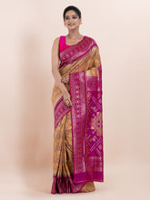 KAVVYA  MUSTARD TWO TONE SAREE WITH FLORAl MOTIFS